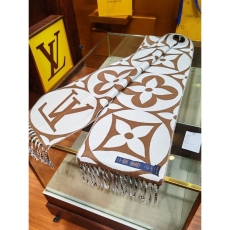 Louis Vuitton Scarf